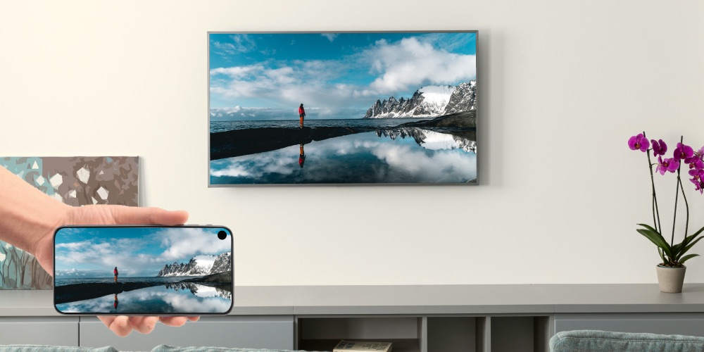 Android phone casting to a wall-mounted Samsung TV